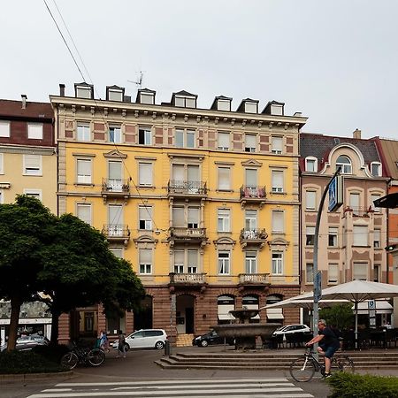 Apartment Am Kurpark Baden-Baden Exterior photo